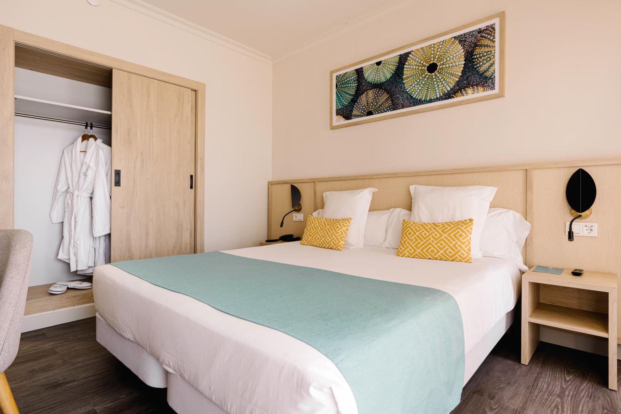 Aluasoul Palma Hotel Adults Only Can Pastilla  Exterior photo